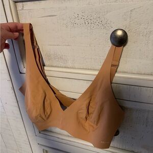 Brand New Skims Naked Plunge Bralette